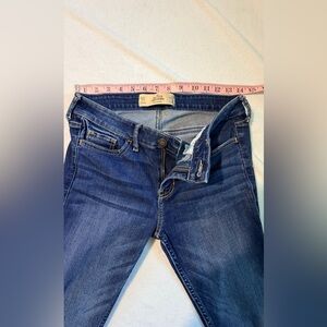 Hollister Women's High Rise Jeans - Deep Blue